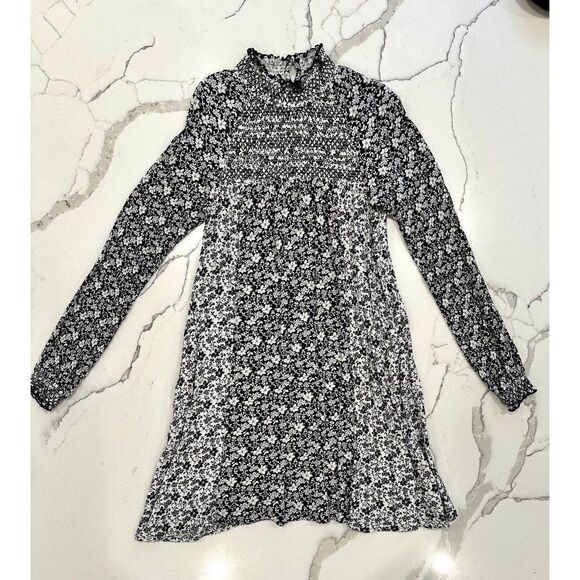 Peek Floral Mock Neck Smocked Dress in Black/White Size 8 - Picture 1 of 4